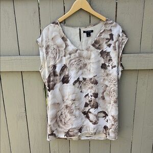St. John Floral Silk Sleeveless Blouse Sz 10 Career Wear Officecore